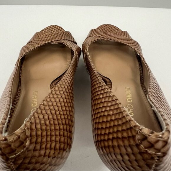 Arturo Chiang Alexis Textured‎ Leather Peep Toe Pumps Size 8 - Picture 4 of 13
